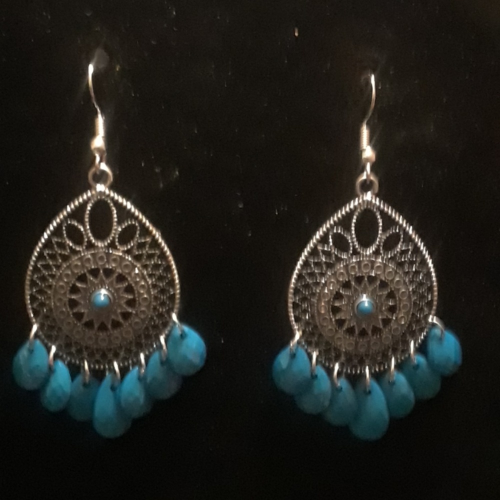 Paparazzi Silvertone Earrings with blue beads